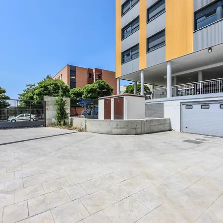 Micasainn Coliving 旅馆